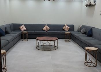 استراحه بصالة مطلة على المسبح 