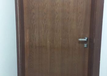 استديو بسرير ماستر وجلسة 