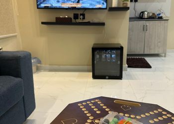 استديو بسرير ماستر وجلسة جانبية 
