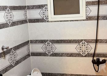استديو بسرير ماستر وجلسة جانبية 