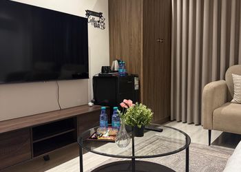 استديو هادئ بسرير ماستر 