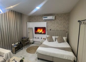 استديو بسرير ماستر
