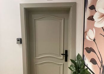 استديو بسرير ماستر ودخول ذاتي