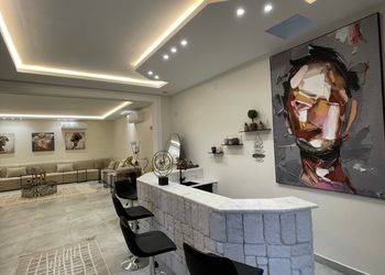استراحة بمسطح اخضر ومسبح
