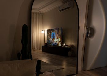 استديو بسرير ماستر وجلسة جانبية