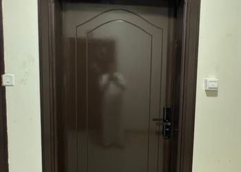 استديو بسرير ماستر