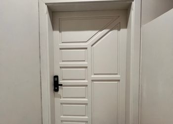 استديو مع جلسة خارجية بدخول ذاتي