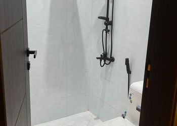 استديو هادئ بدخول ذاتي 