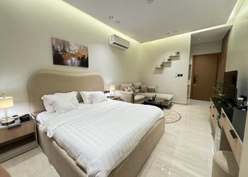 استديو بدخول ذاتي وتصميم أنيق 