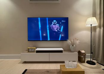 استديو بأثاث مريح وبسيط