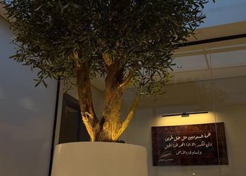 شاليه بجلسة خارجية ومسبح