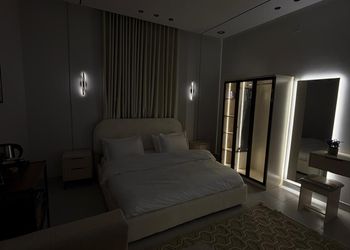 استديو انيق بغرفة نوم