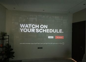 شقة بغرفة جلوس وغرفتين نوم 