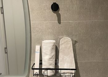 استديو هادئ بسرير ماستر 