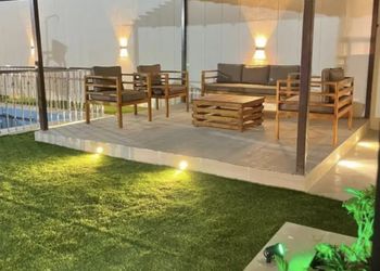 شاليه بجاكوزي ومسبح وألعاب مائية