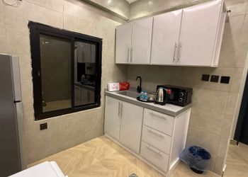 استديو هادئ بسرير ماستر