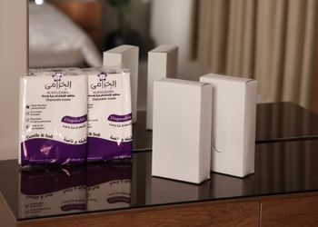 شقة أنيقه بغرفتين وصالة مطله  