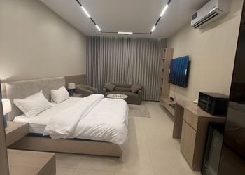 استديو هادئ بسرير ماستر 