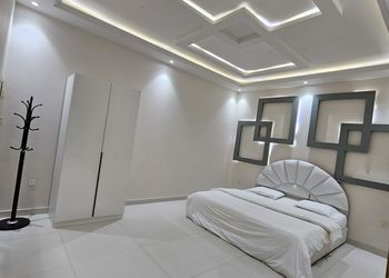 شاليه بألعاب مائية وجلسة خارجية