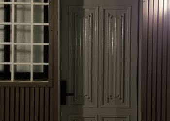 استديو بسرير ماستر وجلسة جانبية