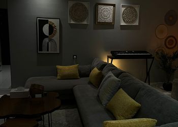 استديو بسرير ماستر