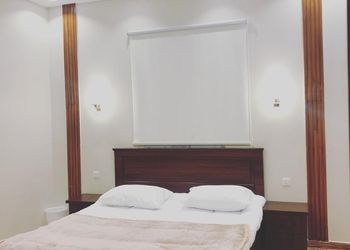 شاليه بجلسة خارجية والعاب مائيه