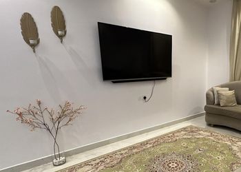 شقة هادئة بغرفتين نوم وصالة 