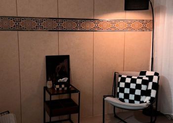 استديو بسرير ماستر