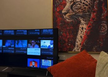 استديو بسرير ماستر وجلسة جانبية