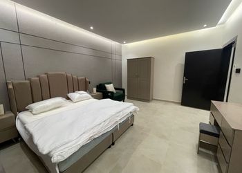 شقة بغرفة نوم وتصميم هادئ 