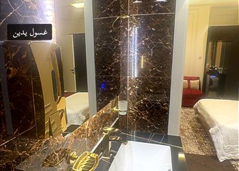 استديو بسرير ماستر وجلسة جانبية 