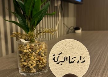 استديو بسرير ماستر وأثاث مريح 