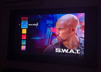 استديو هادئ بسرير ماستر 