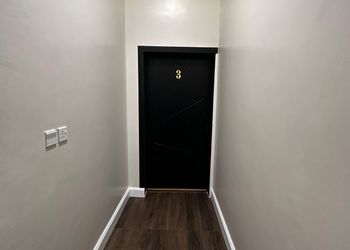 استديو بسرير ماستر ودخول ذاتي
