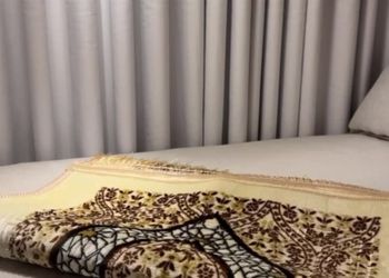 شقة بغرفتين نوم وصالة 