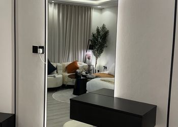 استديو هادئ بدخول ذاتي 