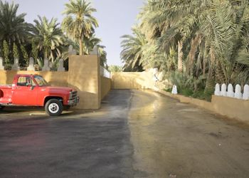 مزرعة بمناظر خلابة وجلسة خارجية 