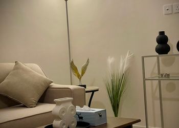 استديو هادئ بدخول ذاتي 