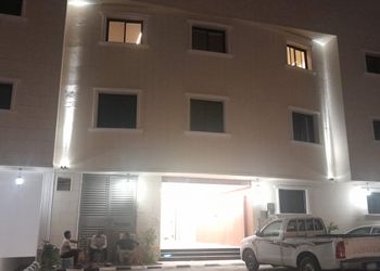 استديو بسرير ماستر وجلسة جانبية 