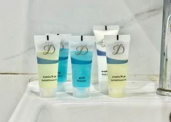 استديو بسرير ماستر وجلسة جانبية