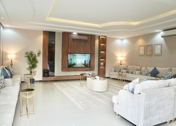 شاليه بألعاب مائية ومسبح 