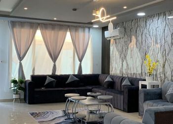 شاليه بألعاب أطفال ومسبح