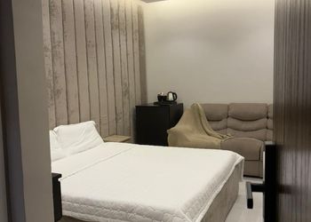 استديو بسرير ماستر ودخول ذاتي