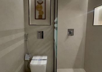 استديو بسرير ماستر وجلسة جانبية 