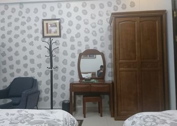 دور علوي مع بيت شعر و3 غرف نوم
