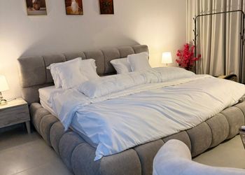استديو بدخول ذاتي وسرير ماستر