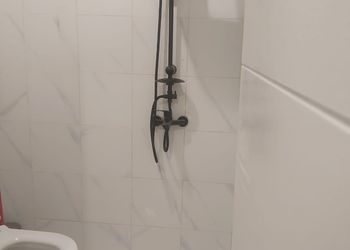 استديو بسرير ماستر وجلسه جانبيه