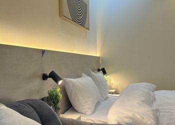 استديو بسرير ماستر ودخول ذاتي