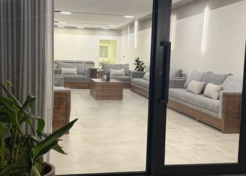 استراحة بمجلس ودخول ذاتي