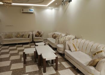 شاليه بمسبح خارجي وجلسة خارجية